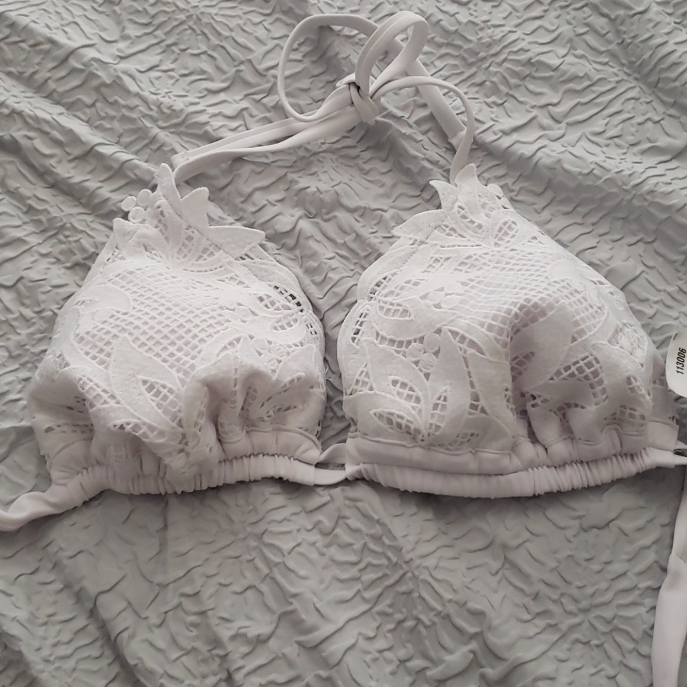 crochet bikini top nwt